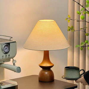 Lámpara de Noche de Estilo Zen Chino 2025, Elegante y Lujosa, Estilo Retro con Acabado de Madera Maciza, Alimentación CA para Dormitorio - Product Image 2