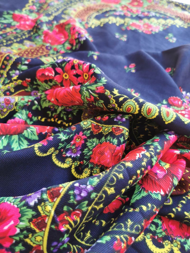 Хиджаб шарф из полиэстера 90x90 см