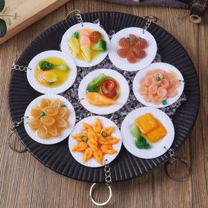 จี้รูปจานอาหารจีนจำลองขนาดเส้นผ่านศูนย์กลาง 5.5 ซม. ของเล่นพวงกุญแจรูปหมูตุ๋นและปลาตุ๋นจำลอง - Product Image 2