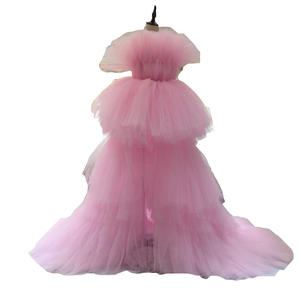 Robe de photographie de <span class=keywords><strong>couple</strong></span> sur le thème du tissu maillé coloré, pour séance <span class=keywords><strong>photo</strong></span> de rue, voyage en extérieur, mariage léger - Product Image 5