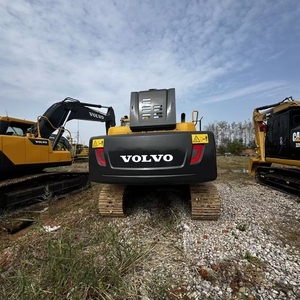 Excavatrice d'occasion originale VOLVO EC220 en bon état et performante excavatrice 22 tonnes à vendre à bas prix - Product Image 4