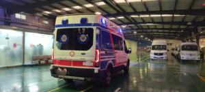 FORD T8 V363 a passo lungo tetto alto ICU <span class=keywords><strong>ambulanza</strong></span> in vendita - Product Image 3