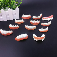 2025 vente chaude fête Cosplay décorations mock blague jouet Vampire dents Halloween prothèses fausses dents