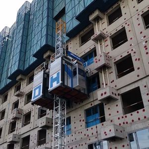 Dahan New Sc200/200 0-40m/Menit <span class=keywords><strong>Hoist</strong></span> Konstruksi Cerdas dengan Dua Kandang Kapasitas Beban Terukur 2000kg untuk Dijual - Product Image 1