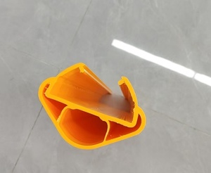 Protections de rayonnages en plastique Nanjing Peterack pour éviter les dommages des chariots élévateurs et améliorer la sécurité des entrepôts - Product Image 3