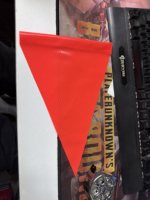 Drapeau triangulaire rouge en PVC, 43 cm, bâton en fibre de verre de 6 mm de diamètre, drapeau d'avertissement à tenir à la main pour le marquage sur le terrain en extérieur
