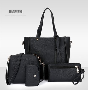 Set de Cuatro Piezas Estilo Coreano de Moda para Mujer Bolso Grande de Hombro Cruzado con Cremallera y Bolso de Mano Tipo Cubo de PU con Borla para Suegra - Product Image 1