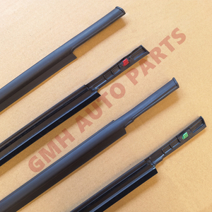 Nuovo Kit Guarnizioni per Porte e Finestrini per <span class=keywords><strong>Suzuki</strong></span> <span class=keywords><strong>SX4</strong></span> 2006-2014 5 Porte Hatchback 83811-80J00 - Product Image 5