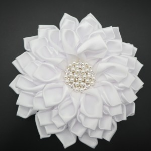 Di alta qualità Jack e Jill greco Sorority raso strato di vari colori petalo fiore spilla Pin - Product Image 5