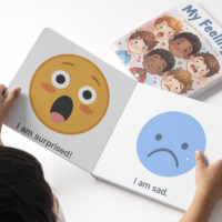 Cetak kustom pabrik pendidikan ekspresi emosional bayi papan belajar buku warna penuh balita merasa kardus Digital