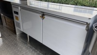 Conteneur Alimentaire Mobile de 4M Personnalisé de Haute Qualité à Bas Prix pour Logement Temporaire et Abri – Camion Conteneur Alimentaire
