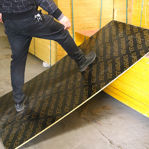 Contrachapado marino Shandong fenólico <span class=keywords><strong>15mm</strong></span> 18mm 21mm contrachapado estructural película impermeable contrachapado resistente al agua <span class=keywords><strong>precio</strong></span> - Product Image 4