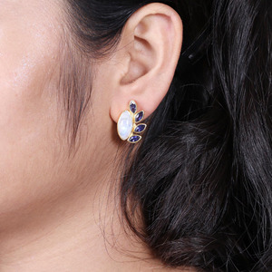 ต่างหูแบบติดหู ดีไซน์สวยงาม ชุบทองเหลือง ประดับด้วยมูนสโตนสีรุ้งและไอโอไลต์ เหมาะสำหรับเป็นของขวัญ - Product Image 3