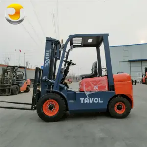 Outlets diesel engine forklift 3 stages full free mast with rotatory fork TAVOL brand