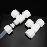 Raccord de compression en PTFE sur mesure, résistant aux acides et aux alcalis, connecteur à 3 voies pour applications industrielles chimiques et de tubulatures.