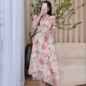 Vestidos Largos con Cuello en V, Talla Única, Estilo Casual de Verano, Alta Calidad, Lavables, Empacados Individualmente en Bolsa de Polipropileno, de Fabricante Vietnamita - Product Image 3