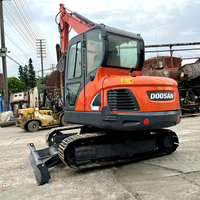Excavadora de cadenas Doosan DX55-3C de 5 toneladas, miniexcavadora con cazo de excavación y motor para construcción y movimiento de tierras