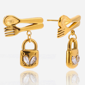 Pendientes de Acero Inoxidable con Oro de 18K, Diseño de Cuchara y Tenedor con Zirconia en Forma de Corazón, Joyería de Regalo - Product Image 1