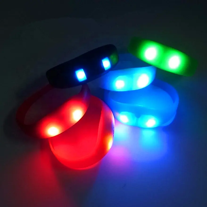 Wholesale custom logo sound activated led flashing concert bracelet night safety running rubber wristband