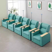 Fauteuil de transfusion médical moderne personnalisé avec poteau IV, base fixe pliable et fonction électrique pour patients