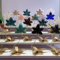 Natürliche Gemischte Kristallorchidee als Ornament mit Metallständer, Handgeschnitzte Edelstein-Orchidee als Tischdekoration für Spirituelle Heilung
