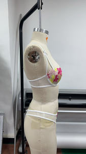 Conjunto de lencería de encaje floral colorido con decoración de lazo XL sujetadores y ropa de dormir para niñas Sexy transparente y divertido para un verano animado - Product Image 5
