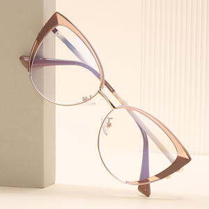 Montures optiques œil de chat Hl-81103 en plastique et métal, protection contre la lumière bleue, pour femmes, largeur de monture moyenne, pont nasal standard - Product Image 3