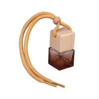 Mini flacon diffuseur de parfum pour voiture en verre transparent ambré noir carré de 8 ml avec couvercle en bois naturel pour crème de soin de la peau
