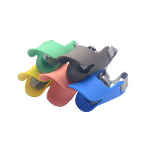깃털 장식 안티 랜덤 먹고 물린 커버 도매 부드러운 실리콘 애완 동물 개 입 총구 - Product Image 1