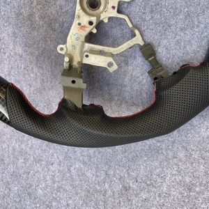 CCExcellent Maßgefertigtes Carbon-Lenkrad mit Flachem Boden für Toyota Tundra 2007-2013 Perforiertes Leder Auto-Zubehör - Product Image 2