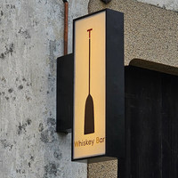Panneau publicitaire lumineux en carton ondulé avec LED acrylique, enseigne latérale de porte, plaque de porte lumineuse personnalisée, double face, pour magasin de vêtements