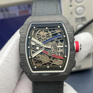 Montre-bracelet de créateur avec logo personnalisé en fibre de carbone design chronographe multifonction boîtier étanche lumineux - Product Image 6