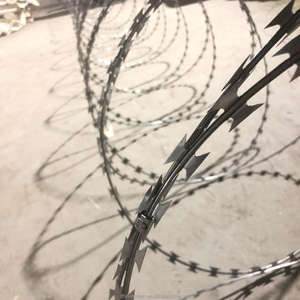Alambre de Púas de <span class=keywords><strong>Concertina</strong></span> de 450 <span class=keywords><strong>mm</strong></span>, <span class=keywords><strong>500</strong></span> <span class=keywords><strong>mm</strong></span>, 600 <span class=keywords><strong>mm</strong></span> y 900 <span class=keywords><strong>mm</strong></span> de Diámetro para Seguridad Perimetral de Aeropuertos y Ferrocarriles - Product Image 4