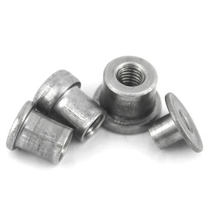Entretoise à flange M6 en acier au carbone, filetage femelle interne, avec épaule et écrous de soudure ronds - Product Image 4