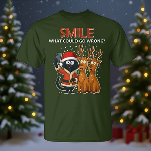 Camiseta navideña Meowy Catsmas con diseño de renos sonrientes - Product Image 3