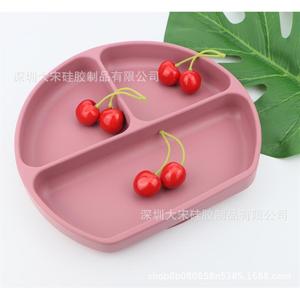 Plato de silicona para alimentación de bebés con divisores y base de succión para uso durante la hora de comer de bebés de 0 a 12 meses - Product Image 2