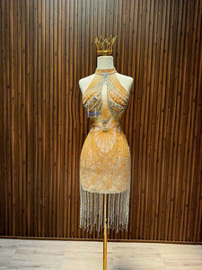 Robe moulante sans manches de luxe en tissu de soie avec franges et strass haut de gamme, style urbain, hiver, pour femme, du Vietnam - Product Image 2