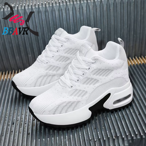 Chaussures de sport respirantes à semelle épaisse pour femme, tendance automne-printemps 2025, rehaussant la taille, en maille, style mode - Product Image 3