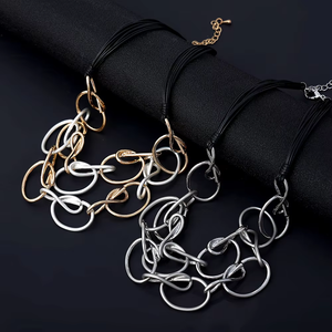 महिलाओं के लिए फैशन हार अनियमित इंटरलॉकिंग मिश्र धातु बहु-परत लूप चोकर नेकलेस महिलाओं के लिए - Product Image 2