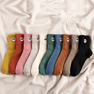 10 renkler bayan köpek işlemeli kısa ekip pamuk çorap yenilik Mismatch nakış AB çorap