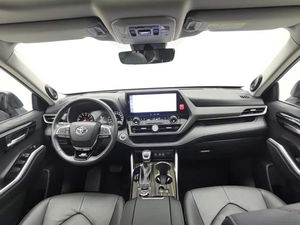 TOYOTA HIGHLANDER LIMITED 2023 Usada en Buen Estado, Disponible - Product Image 5