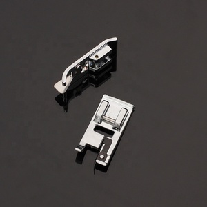 Prensatelas para Máquinas de Coser Brother y Janome, Tipo Snap-On # Accesorios para Máquina de Coser SA135 5BB5256, Prensatelas Vertical Overlock - Product Image 3