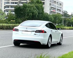 Voiture d'occasion <span class=keywords><strong>Tesla</strong></span> <span class=keywords><strong>Model</strong></span> <span class=keywords><strong>S</strong></span> Importée <span class=keywords><strong>75D</strong></span> - Product Image 6