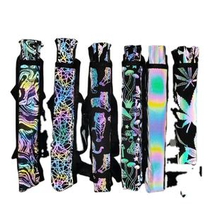 Abanico de mano reflectante con patrón de hongos, 33 cm de largo, con varillas de bambú negras, 100% en stock, ideal para grandes fiestas rave. - Product Image 6