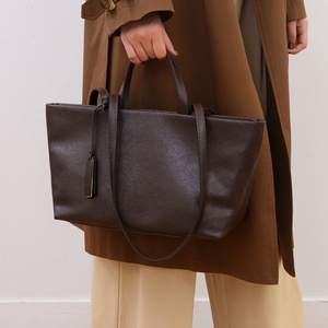 <span class=keywords><strong>Sac</strong></span> à main femme <span class=keywords><strong>bordeaux</strong></span> Ancora <span class=keywords><strong>rouge</strong></span> tendance 2026, <span class=keywords><strong>sac</strong></span> fourre-tout vintage minimaliste en cuir PU grande capacité, <span class=keywords><strong>sac</strong></span> à bandoulière pour le bureau - Product Image 4