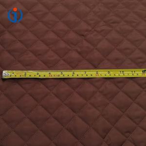 Лидер продаж, тканые 100% Полиэстеровые коричневые атласные мягкие небольшие квадратные стеганые ткани для подкладки пальто - Product Image 2