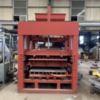 Machine à fabriquer des bordures en béton hydraulique QT5-15 pour applications routières