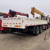 Camion-grue articulée 16 tonnes Howo 8x4 400HP Euro II, portée 23m, avec stabilisateurs hydrauliques