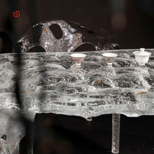 โต๊ะรับประทานอาหารเรซิ่นอีพ็อกซี่รูปทรงไม่ปกติสุดหรูแบบกำหนดเองสำหรับโรงแรม โต๊ะรับประทานอาหารรูปวงรีสำหรับสวนกลางแจ้ง ดีไซน์ศิลปะโปร่งใสทันสมัย - Product Image 3