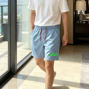 Shorts de plage décontractés de luxe pour hommes, personnalisés par des designers, légers, respirants et à séchage rapide, parfaits pour les vacances - Product Image 1
